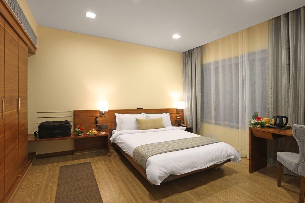 Temple Tree Hotel Shirdi Ngoại thất bức ảnh