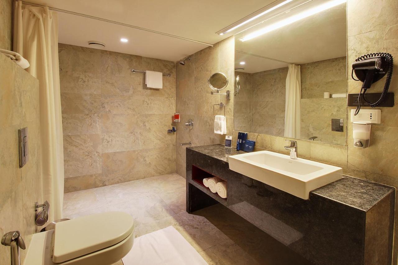 Temple Tree Hotel Shirdi Ngoại thất bức ảnh